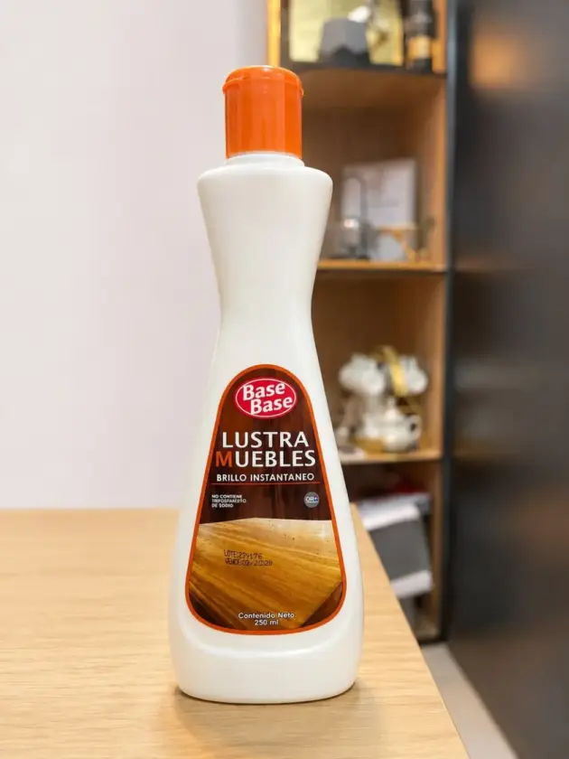 Lustra Muebles 250ml
